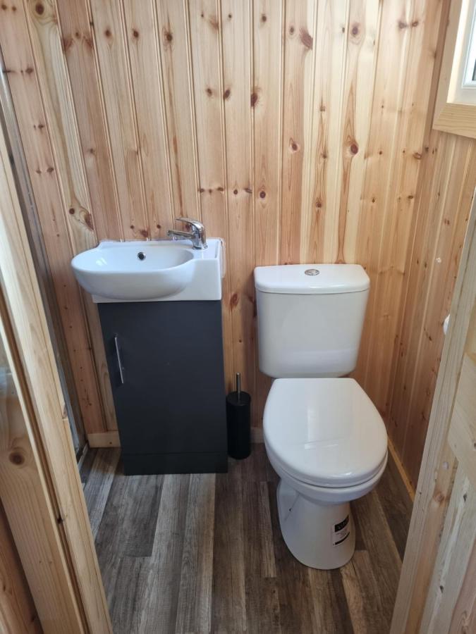 Blair Snug Hut Apartment Kelty Ngoại thất bức ảnh